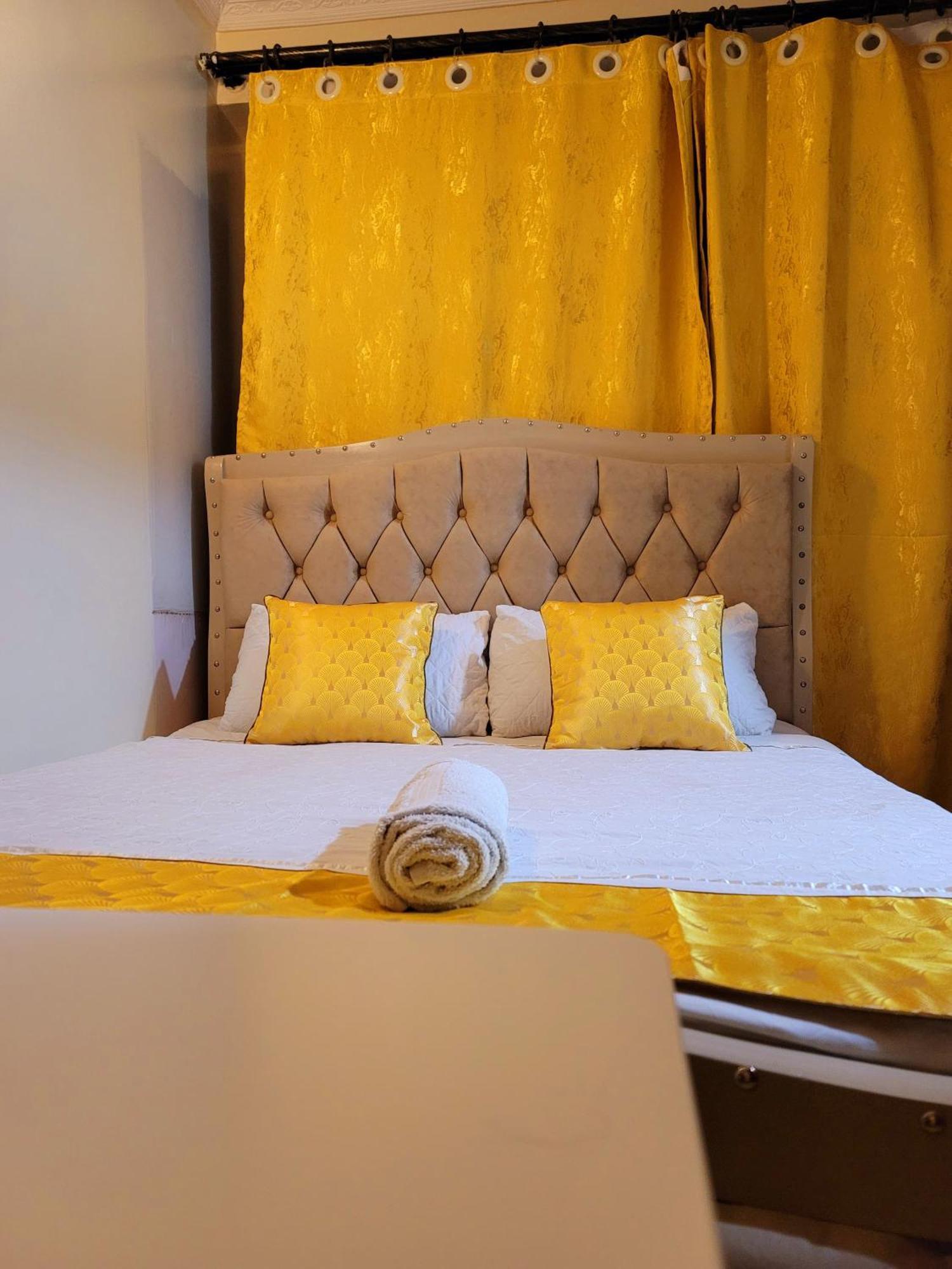 Sunrise Blue Moon B&B Найроби Экстерьер фото